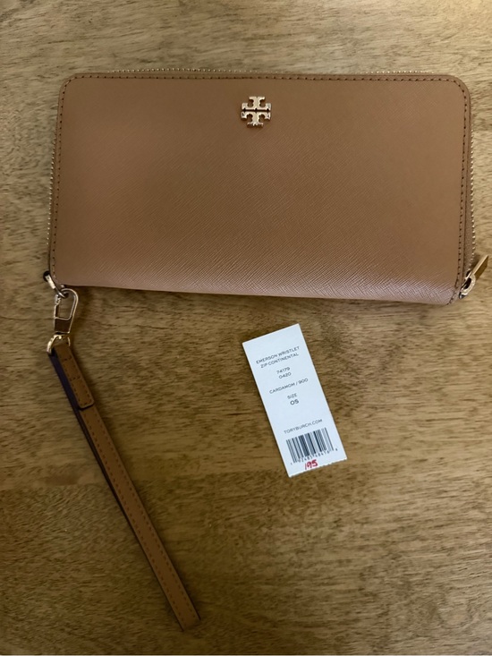 Tory Burch Handbags - Tory Burch Cognac Zip Wristlet with Gold Logo